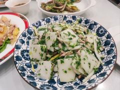 荠菜肉丝笋丝炒年糕-小实惠嘉(威海路店)