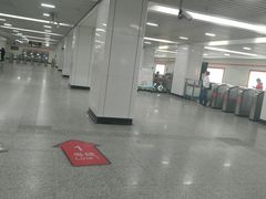 -常熟路(地铁站)