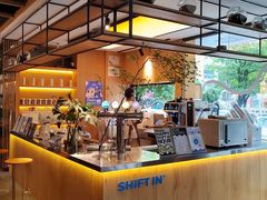 -Shiftin’浮起咖啡 (福保店)