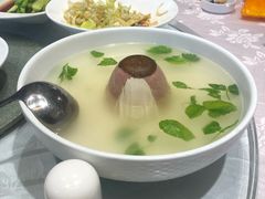 -品悦酒店(三林古镇店)