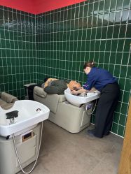 -贝勒爷专业男发