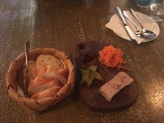 -羽深肉铺 Steak & Wine