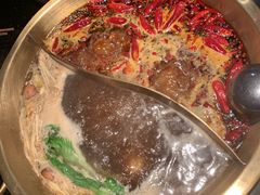 -潮火锅·麻辣牛肉火锅(观音桥方圆·LIVE店)