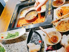 -老牌坊云南鱼豆花火锅(哈西万达店)