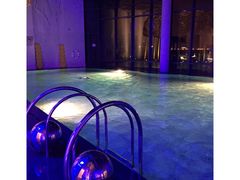 -上海滴水湖皇冠假日酒店