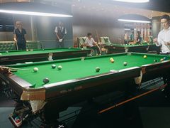 -夜时尚台球俱乐部(汉阳摩尔城店)