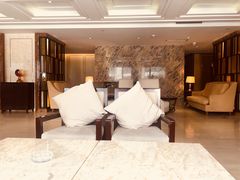 -扬子岛酒店(重庆洪崖洞解放碑店)