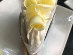 -莓园冰淇淋店