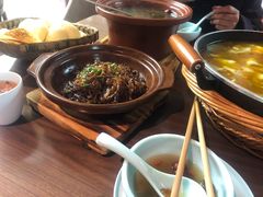 -有红鸡毛店·川菜(建设路店)