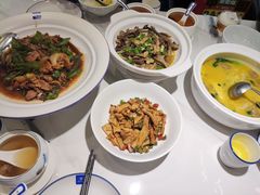 辣椒炒肉-兰湘子·湘菜小炒(石家庄万象城店)
