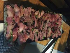 山色西餐厅-山色·柴火烤披萨·西餐·原切牛扒