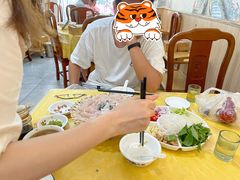 -官塘陈记鱼生·潮汕砂锅粥·牛肉火锅(潮枫路总店)