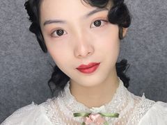 -金夫人化妆摄影职业培训学校