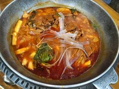 -喇喇排骨火锅·传统韩式脊骨汤(望京西园总店)