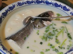 -南京金牛湖巨碗鱼头