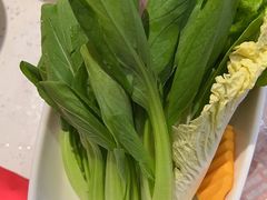 -三人行骨头王火锅(长寿店)