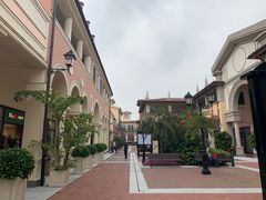 -佛罗伦萨小镇广佛名品奥特莱斯(疏港路店)