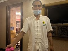 -若石足道SPA 连锁(丹东街店)