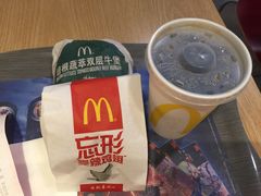 -麦当劳(海岸城店)