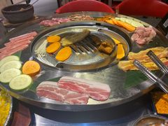-哈哈碳都·牛肋条无限自助烤肉(台江万达店)