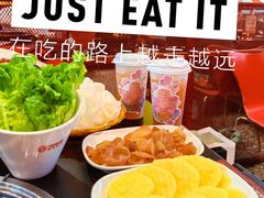 -何师傅美蛙鱼头(汉街店)
