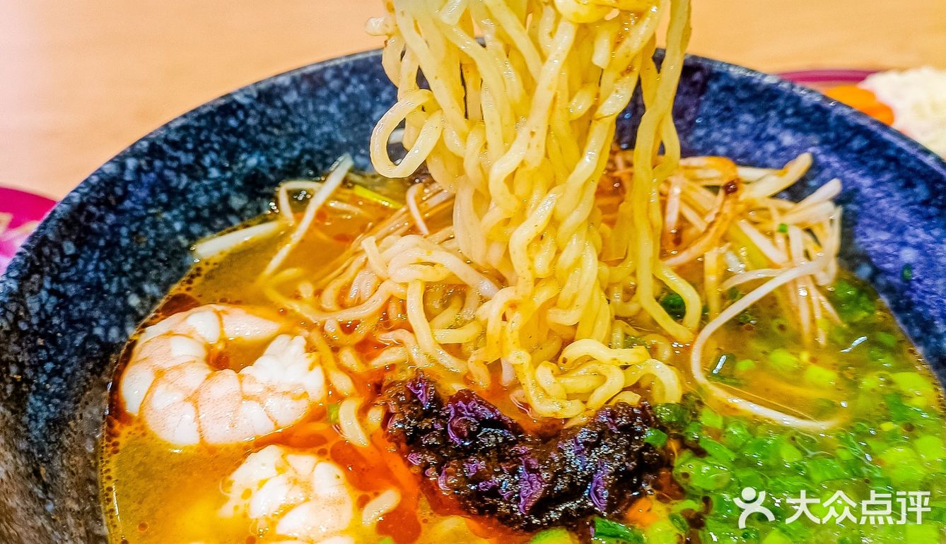 万菱汇｜火爆💥寿司郎新店：厚切中腩只要10元‼️