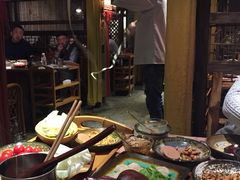 -老牌坊云南鱼豆花火锅(嵩山店)