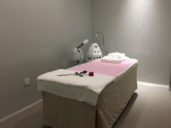 -苑苑vbeauty科技美容SPA
