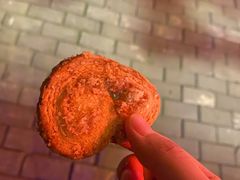 小蝴蝶酥-上海哈尔滨食品厂(淮海中路店)