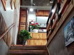 -独一佳老胡湘菜馆(矿山路店)