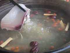 -濠轩阁特色生蚝火锅(水湾路店)