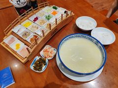 -香麒园·过桥米线·南湖雅宴