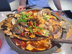 -鸣记脆皮烤鱼·海鲜烤鱼(三八广场店)