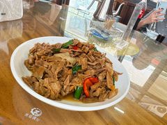 -芦茨金富饭庄·25年老字号·专做稻草鸡
