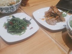 -西部马华清真兰州牛肉面·烧烤夜市(三里河店)
