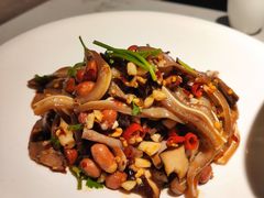 -费大厨辣椒炒肉(万家丽一店)