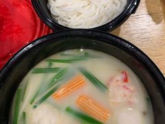 -肥汁米蘭香港米线(长宁来福士店)