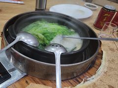 -濠轩阁特色生蚝火锅(水湾路店)