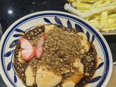 -小饕荟雅安贡椒鱼鲜馆(广福桥店)