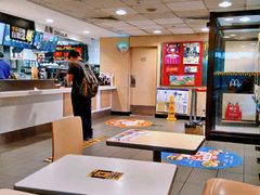 -麦当劳(军博店)