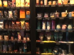 -星巴克臻选(南京金茂览秀城店)