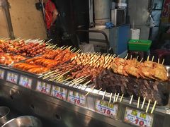 -六合夜市