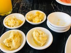 榴莲-东方红海鲜百汇(国际大厦店)