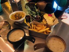 -鹿萤季·营地小馆(皇后公园店)