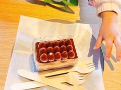 -星巴克臻选(上海合生汇1F店)