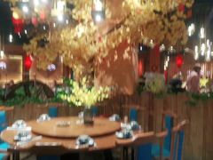 包厢-老滇山寨•云南特色菜•地方菜•民族风情歌舞表演(金碧店)