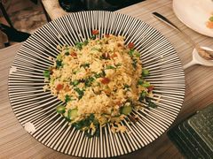 咸鱼鸡肉粒炒饭-得丘礼享谷·玉兰苑