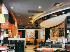 大堂-必胜客(漕宝路店)