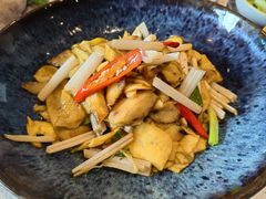 -半山腰·云南菜(侨福芳草地店)