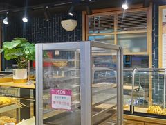 面包甜点陈列柜-皇家美孚·蛋糕外送(东部佳世客店)